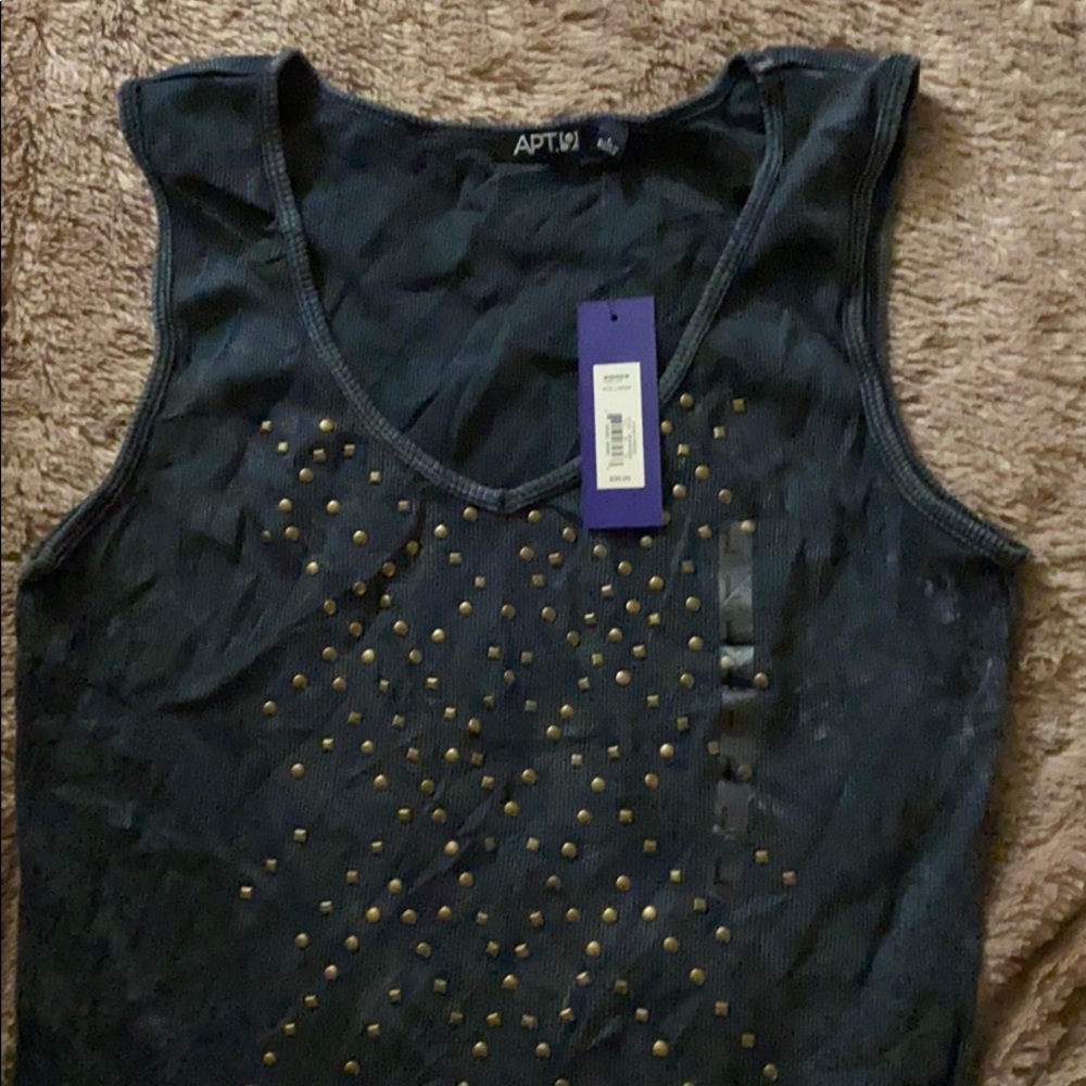 Studded Tank❤️ - Picture 3 of 4